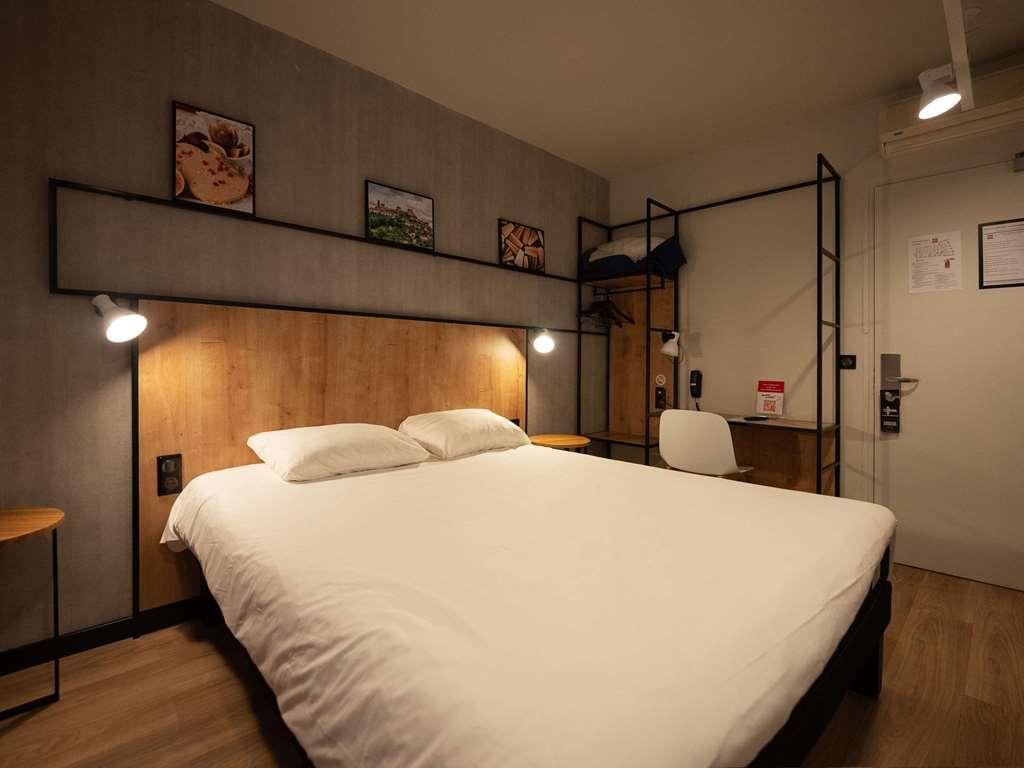 Ibis Brive Centre Hotel Room photo